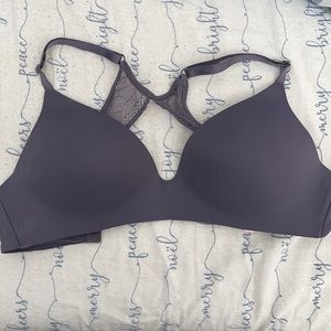 Brand new VS bra
